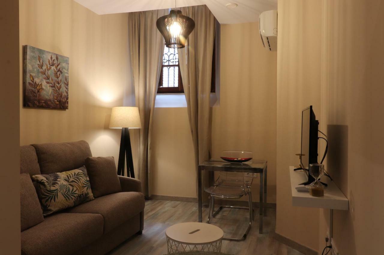 Apartamentos Turisticos Desiree Arevalo Ngoại thất bức ảnh